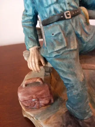 Figura Cartero Vintage Porcelana