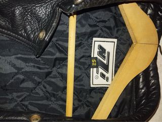 Chaqueta de cuero para moto  talla 52