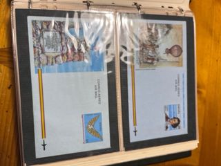 Album per collezionare francobolli e aerogrammi interi