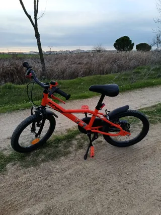 Bicicleta Infantil Btwin arancione