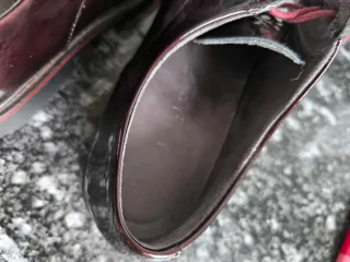 Zapatos charol burdeos