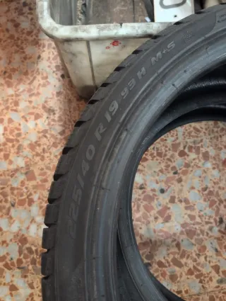 Neumáticos Invierno Pirelli 225 + 255 R19
