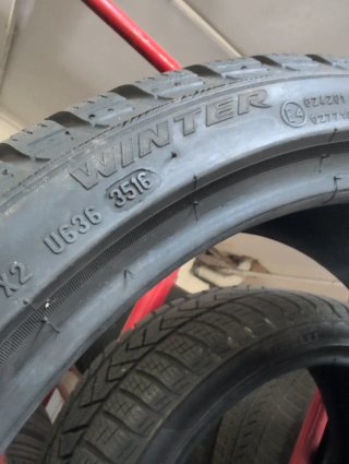 Neumáticos Invierno Pirelli 225 + 255 R19