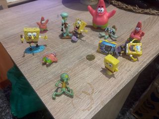 Lote 13 figuras Bob Esponja