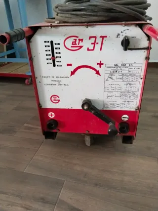 Soldadora de electrodos ar 3-T