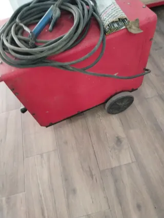 Soldadora de electrodos ar 3-T
