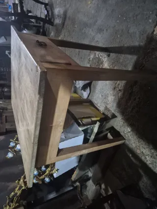 Mesa tocinera maragata antigua