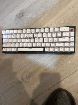 Teclado Mecánico Gaming Verde y Blanco