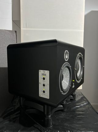 Focal SM9 (Pareja) + Soportes IsoAcoustics
