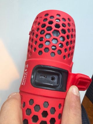 Altavoz Larry House Rojo