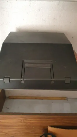 Máquina de escribir Olivetti Lettera 10