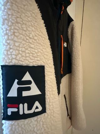 Chaqueta Fila Lana Beige y Negra