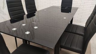 Mesa extensible de cristal + 6 sillas