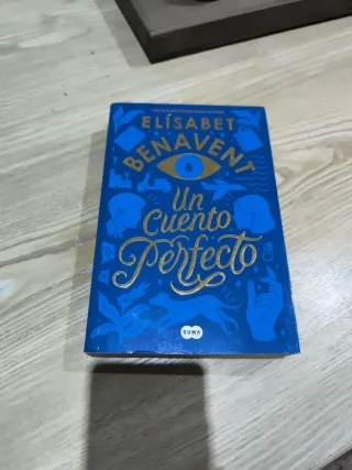 Un cuento perfecto / A Perfect Short Story (Spa...
