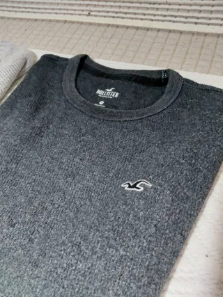 2 Jerseys Hollister Talla M