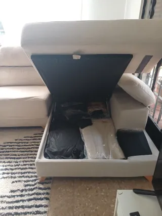 Sofá chaise longue esquinero con almacenaje Banak