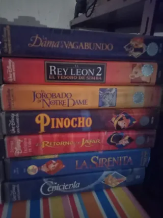 Lote de 14 películas VHS de clásicos Disney