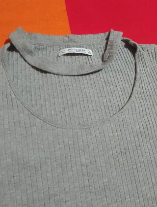 Blusa top mujer Pull&Bear gris talla m