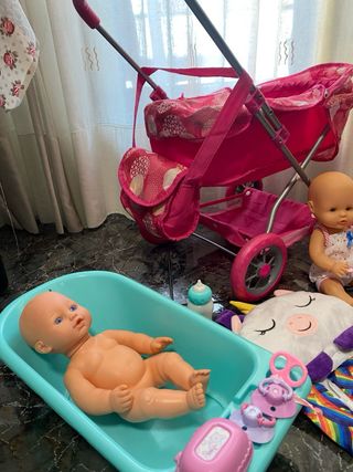 Carrito y bañera de juguete bebé Nenuco