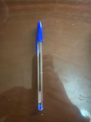 Confezione da 20 penne Bic blu e 16 di altre marche