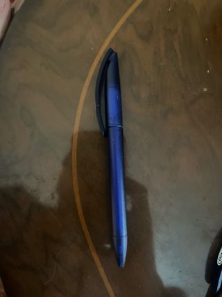 Confezione da 20 penne Bic blu e 16 di altre marche