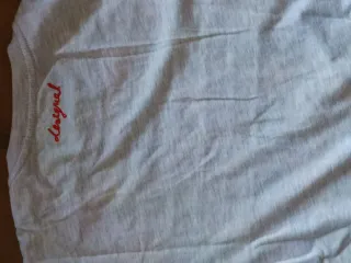 Camiseta Desigual Mono con Gafas de Sol