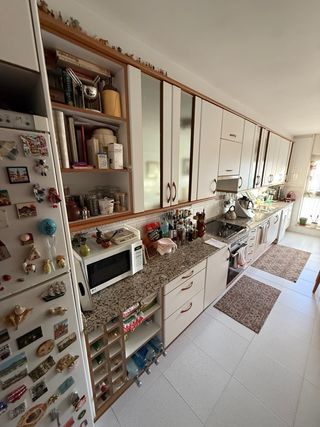 Muebles de Cocina Madera y Cristal