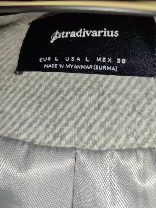 Abrigo Stradivarius Beige Forrado