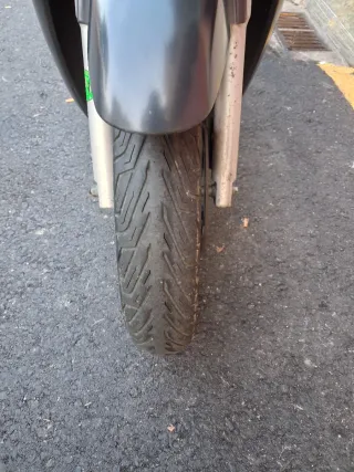 Honda SH 125i Scooter Negra/Gris