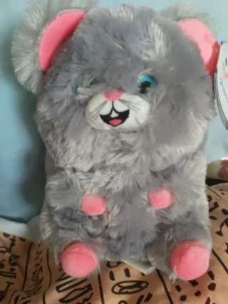 Peluche ratoncillo gris y rosa