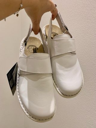 Ciabatte ortopediche bianche