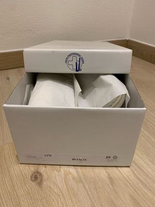 Ciabatte ortopediche bianche