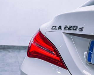 Mercedes CLA 220d AMG Line 177CV