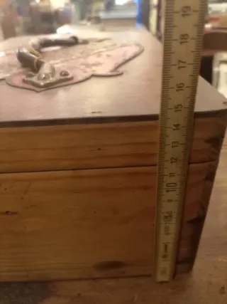 Caixa Madeira Primeiros Socorros Seguradora