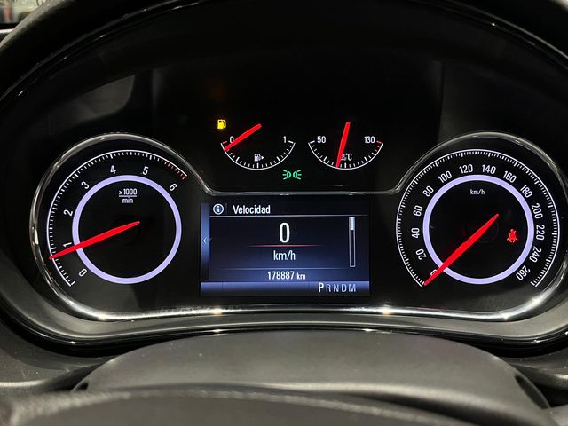 Opel Insignia 1.6CDTi Selective 136cv - 2017