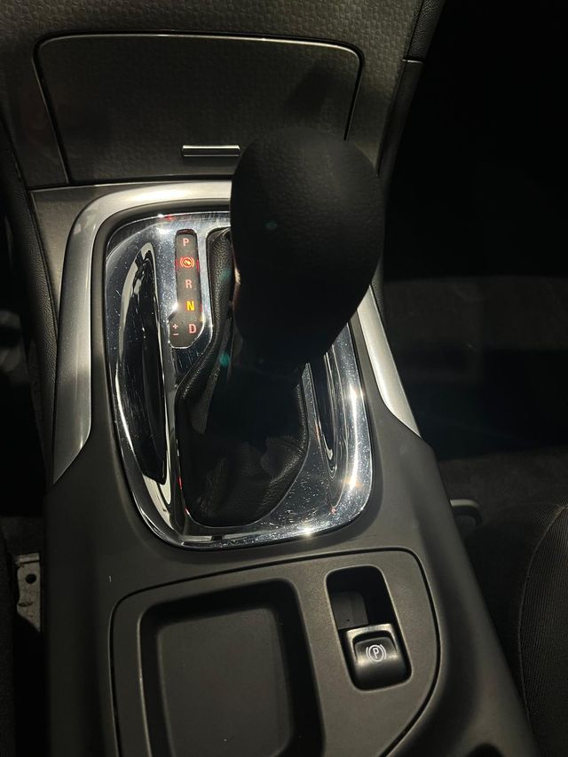 Opel Insignia 1.6CDTi Selective 136cv - 2017