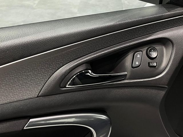 Opel Insignia 1.6CDTi Selective 136cv - 2017