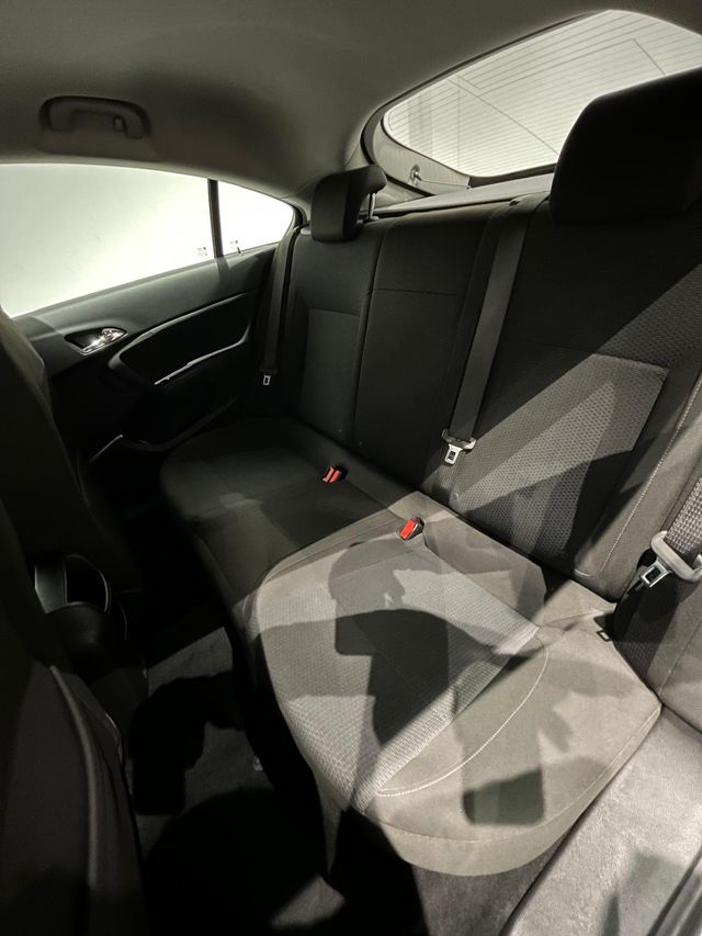 Opel Insignia 1.6CDTi Selective 136cv - 2017