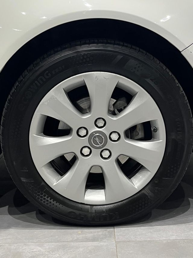 Opel Insignia 1.6CDTi Selective 136cv - 2017