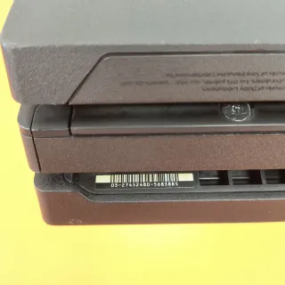 Sony PS4 Pro 500GB Nera