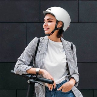 NUEVO Casco Patinete Eléctrico o Bici con luce LED