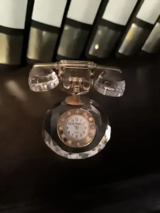 Reloj Teléfono Le Temps Quartz Cristal