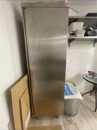 Mueble de acero inoxidable para carnicería