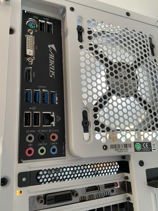 Computer da gaming Bianco | Ryzen 2600x | RAM 16GB