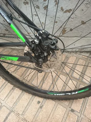 Bicicleta Todoterreno Racer Negra