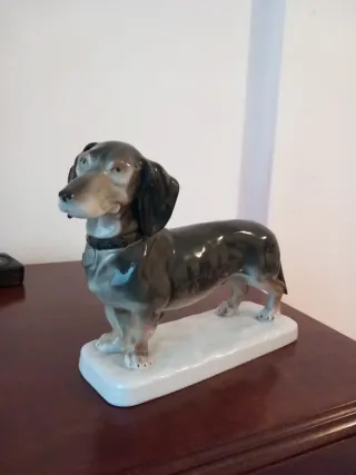 Perro Salchicha Porcelana Figura Decorativa