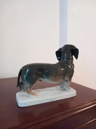 Perro Salchicha Porcelana Figura Decorativa
