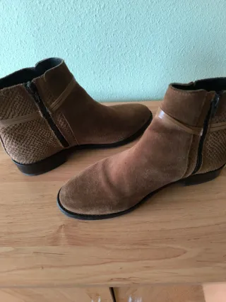 Botines marrones de ante