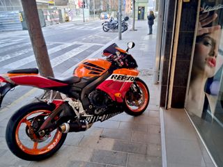 Suzuki GSXR 600 - Deportiva Naranja/Roja