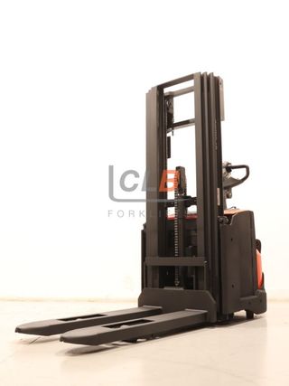 Ref. M-6253 Apilador Eléctrico con Plataforma BT SWE 120 L Staxio